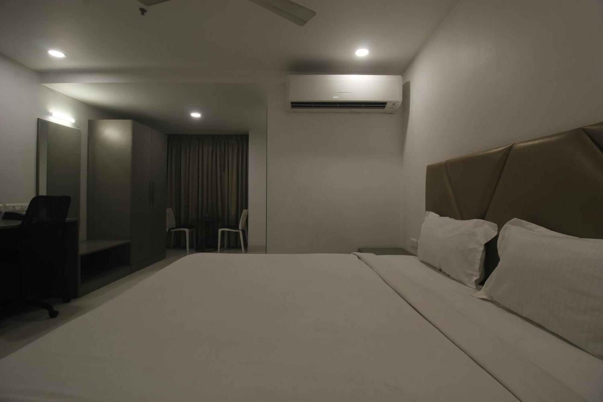 Hotel Ssr Grand حيدر أباد المظهر الخارجي الصورة