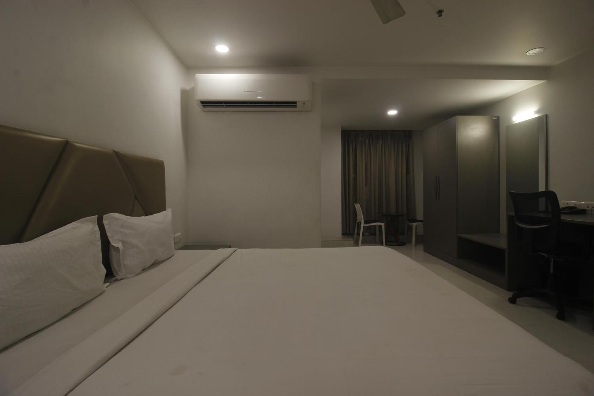 Hotel Ssr Grand حيدر أباد المظهر الخارجي الصورة